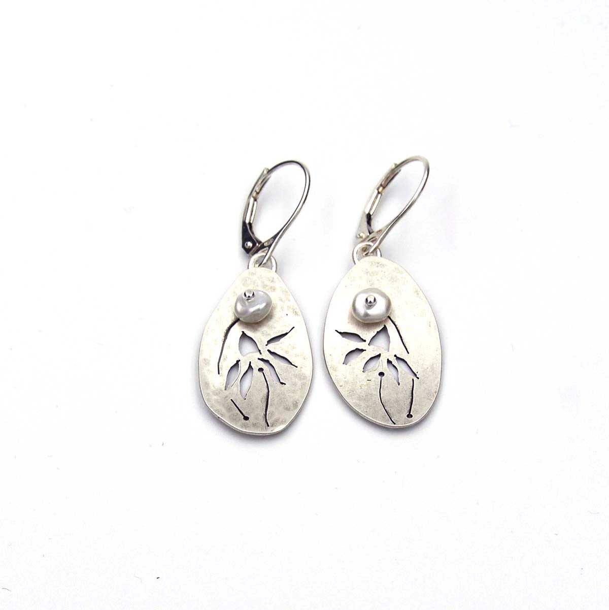 Pearl Garden - Coneflower Earrings