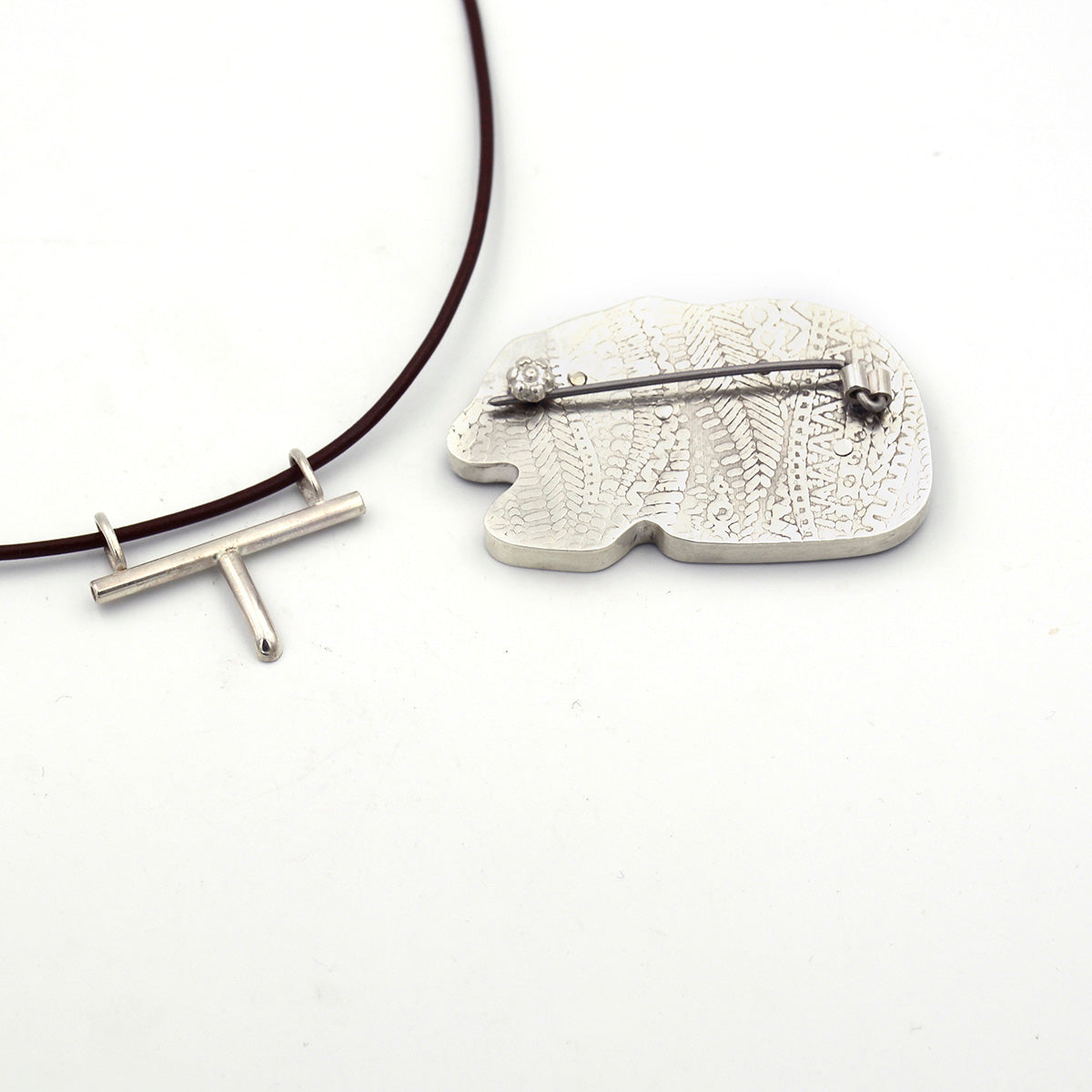 Bear Pendant Brooch - Prairie Garden Limited Edition