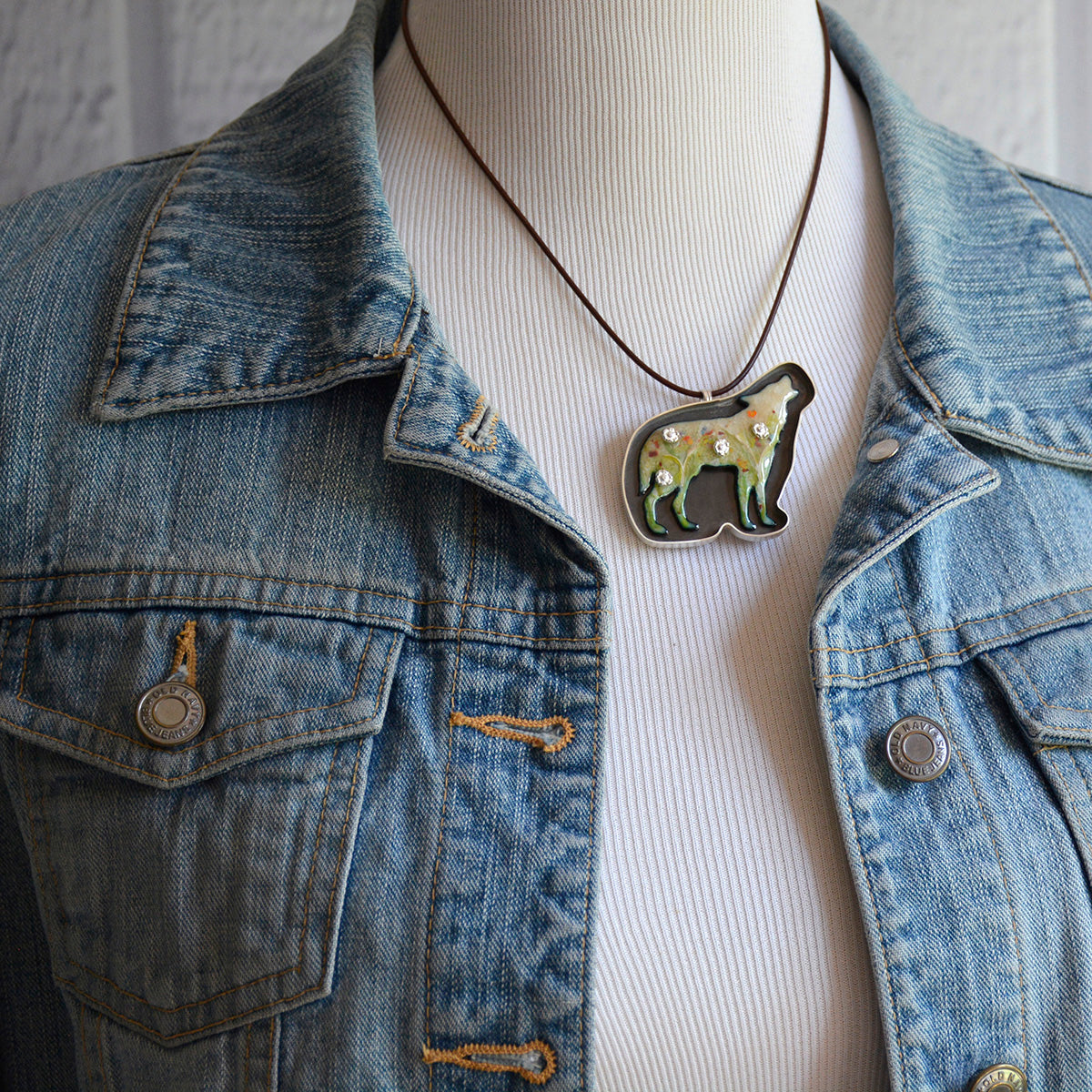 Wolf Pendant Brooch - Prairie Garden Limited Edition